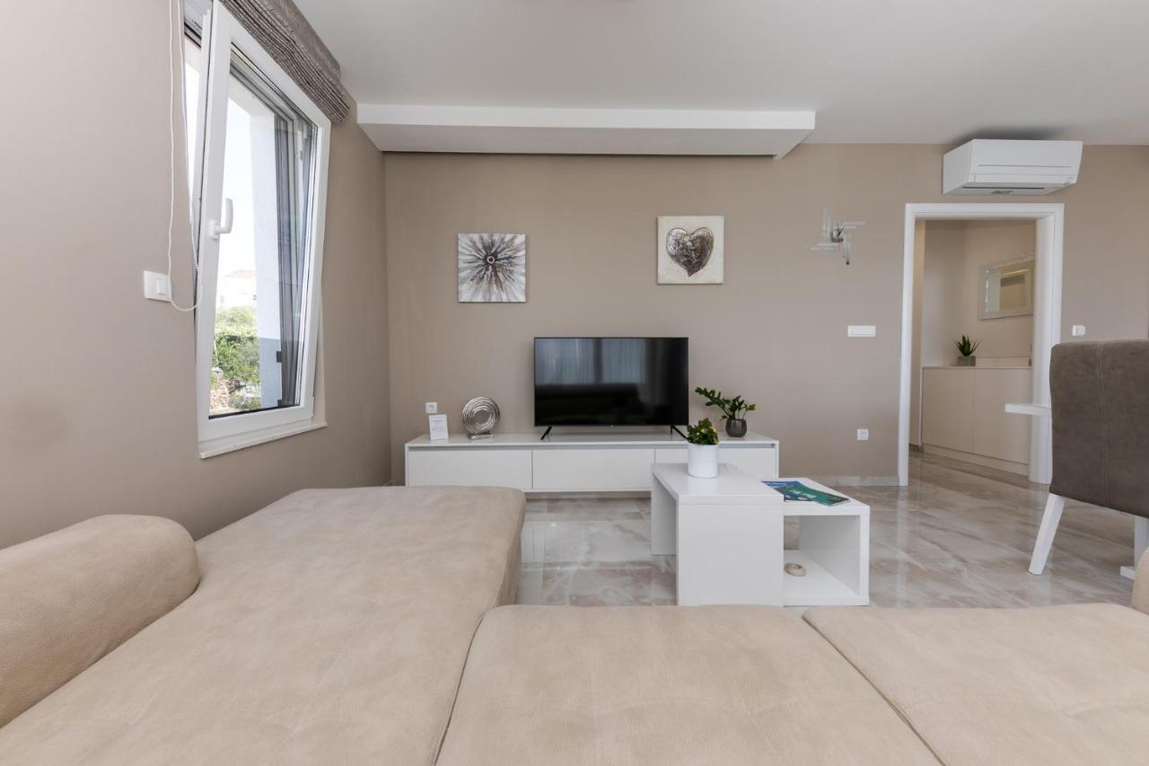 Apartament Dora Okrug Gornji