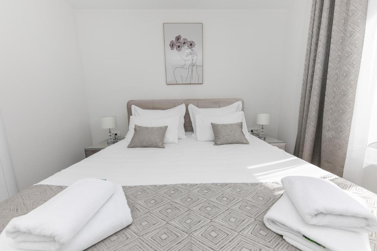 Dora Apartman Okrug Gornji